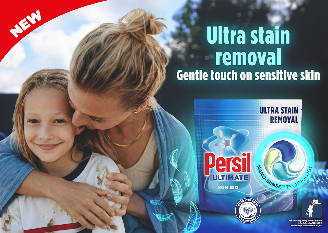 Get 1st time stain removal. Arsenal x Persil. 